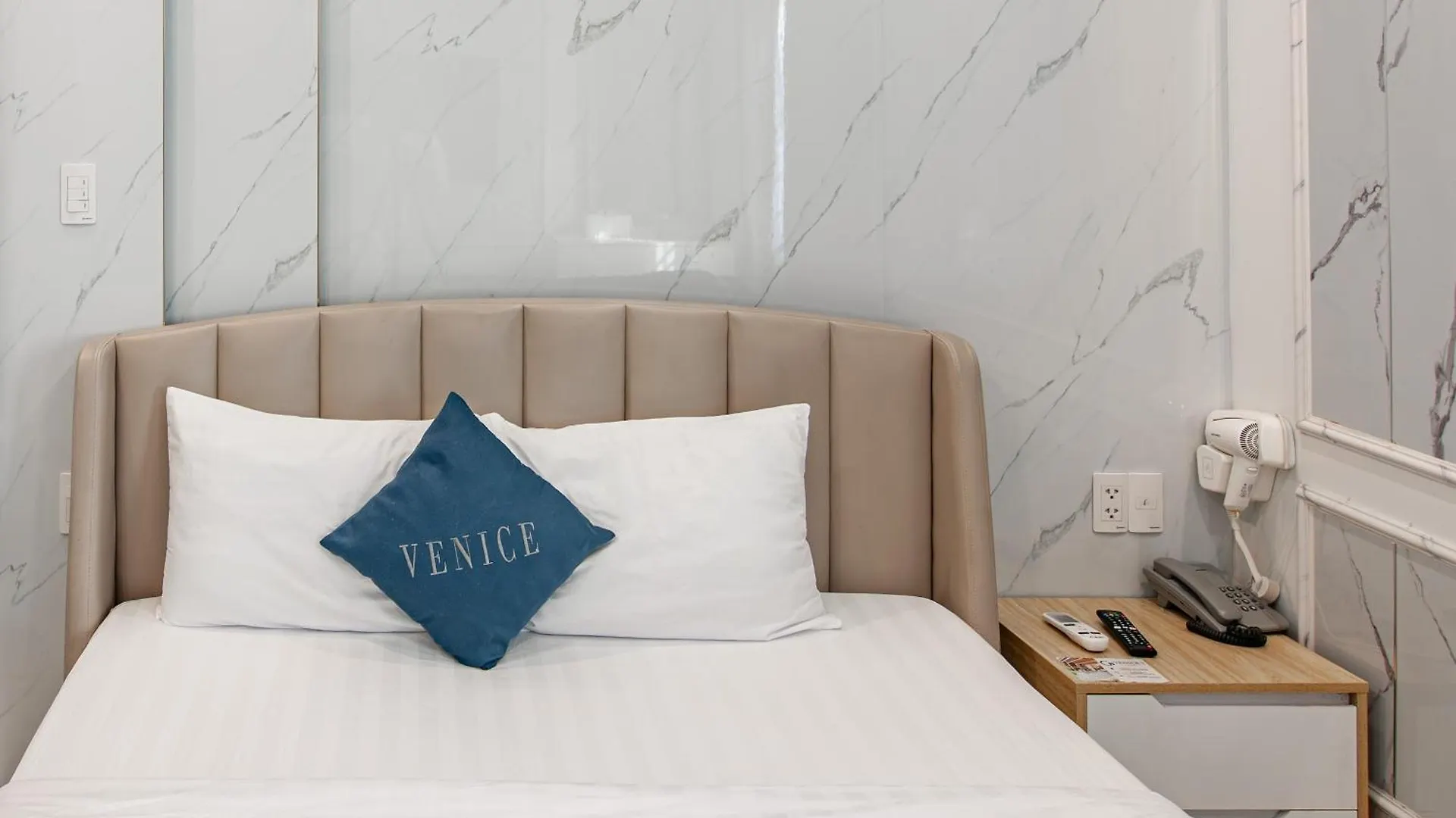 **  Venice 1 Hotel Ho Chi Minh City Vietnam